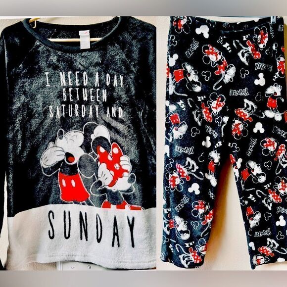 MICKY AND MINNIE “I NEED A DAY BETWEEN SATURDAY AND SUNDAY” SLEEPWEAR SIZE L - Picture 1 of 8